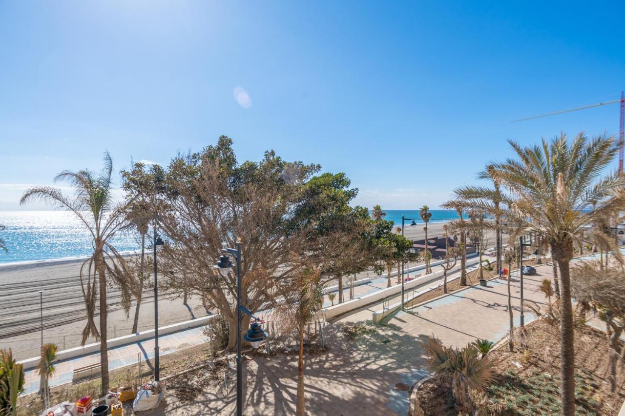 Apartamento Familiar Vistas Al Mar By Rent Me 埃斯特波纳 外观 照片